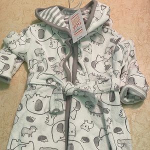 NWT 0-9 months elephant bath robe